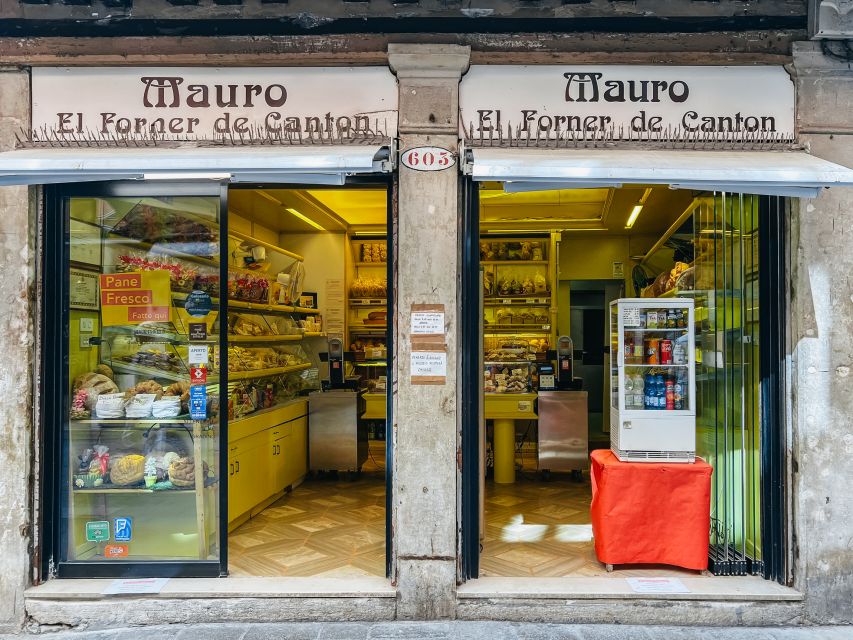 Venice: Street Food Tour with a Local Guide and Tastings - Campo San Polo and Basilica dei Frari, Food Stops Between the Stones