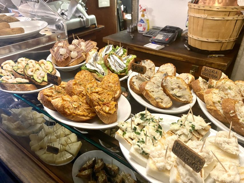 Venice: Street Food Tour with a Local Guide and Tastings - Ending at Campo Santa Margherita in Dorsoduro