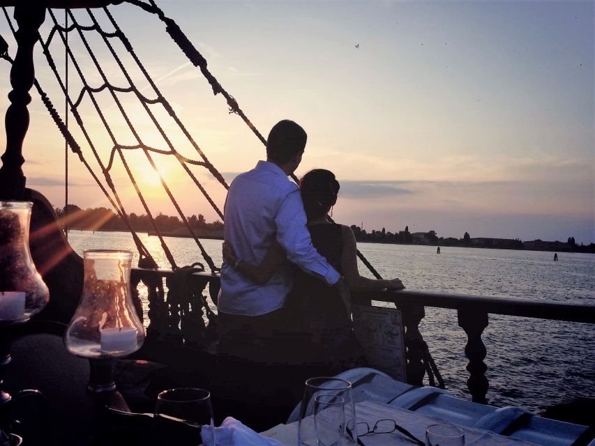 Venice: Venetian Lagoon Tour and Galleon Dinner - Motion Sickness and Weather Reality Checks