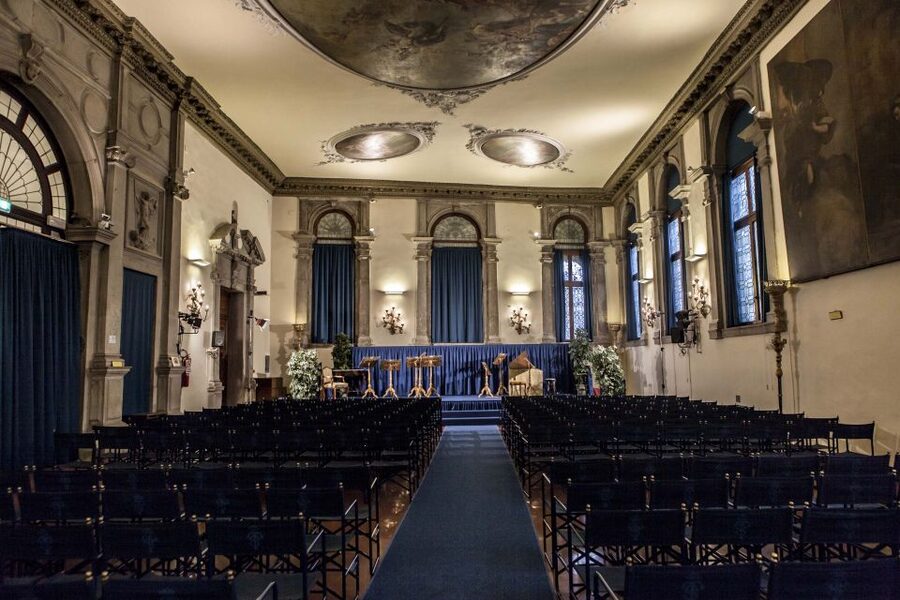Venice: Vivaldi’s Four Seasons Live Classical Music Concert - The orchestra and the kind of solo performance to expect