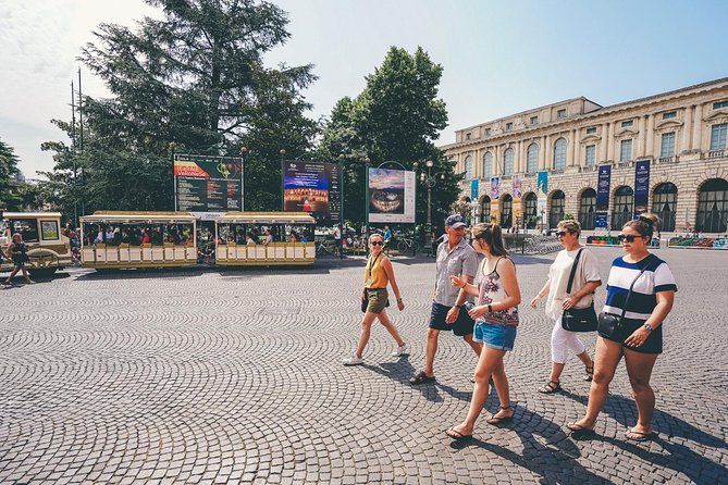 Verona Highlights Walking Tour in Small-group - Verona’s Perfect Starter Plan: Two Hours, One Clear Story