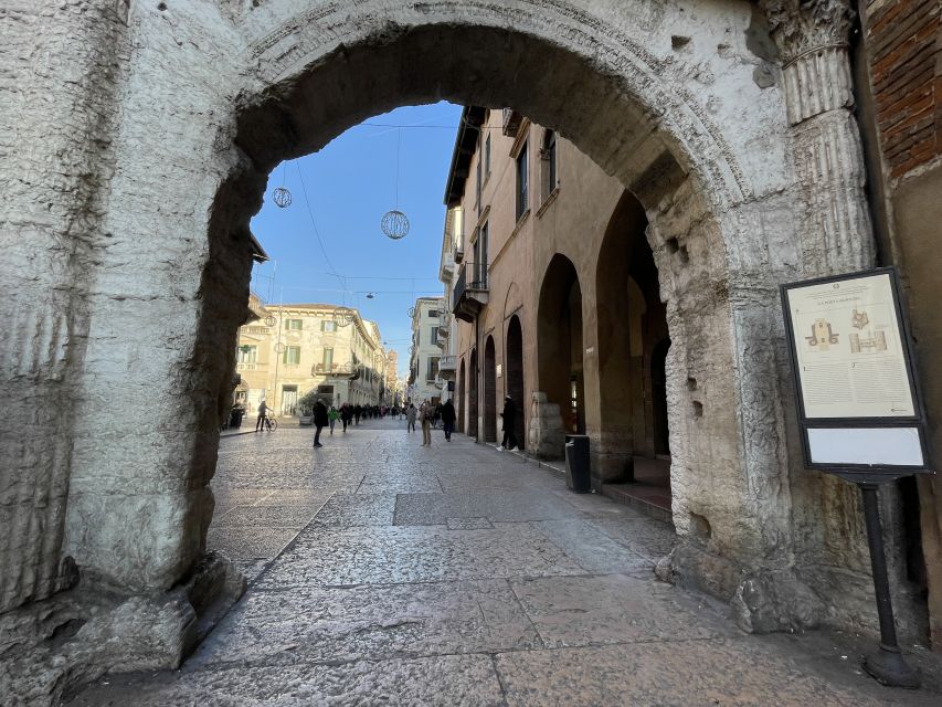 Verona: Small Group Guided Walking Tour with Arena Tickets - Who should book this Verona walking tour